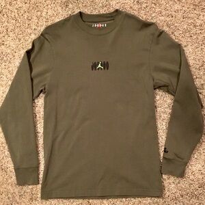 NIKE JORDAN LS T-SHIRT NWOT
